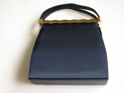 Farfalla dark navy silk carry bag 003