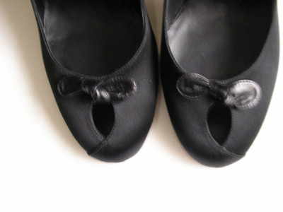 Gina heels black satin size 8 004