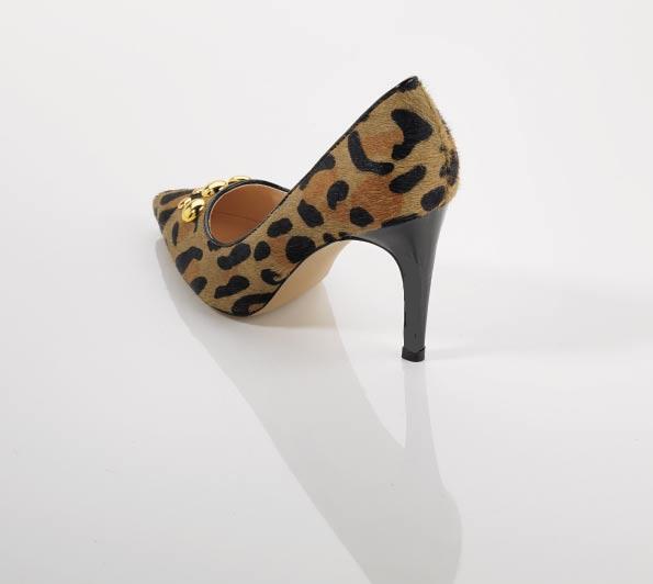 Ravel leopard court heels size 4