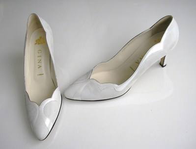 Gina white iris court shoes size 7-7.5 003