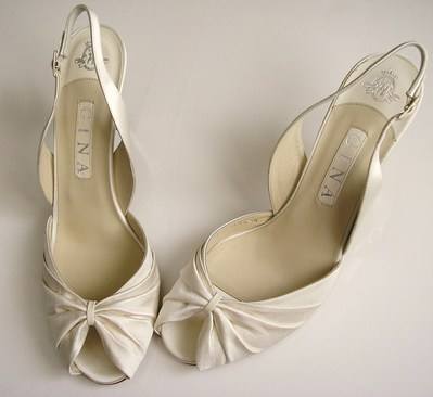 Gina cream wedding shoes size 7 7.5 002